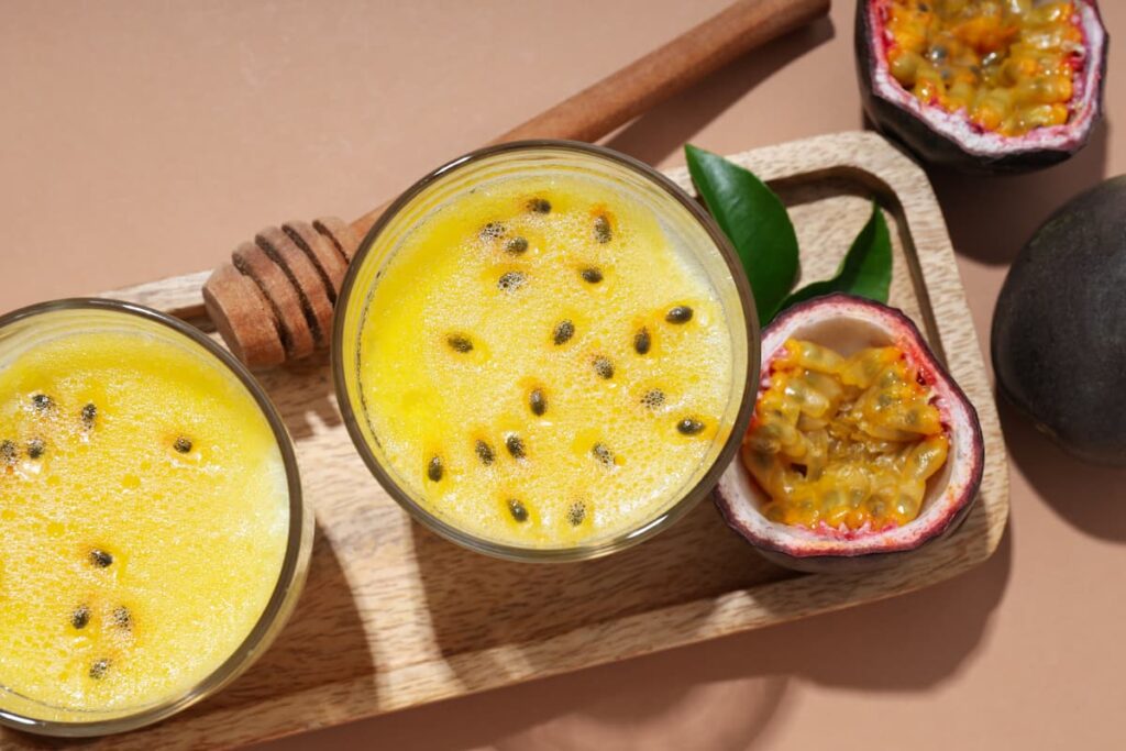 Imagem mostra mousse de chocolate, receita perfeida de sobremesa de natal.